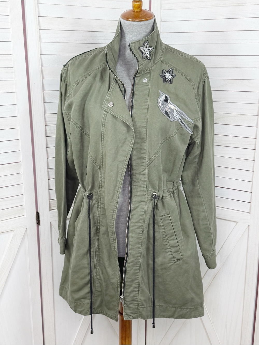 Cabi Hanson Embellished Anorak Utility Military Jacket Olive Green Small 3371
